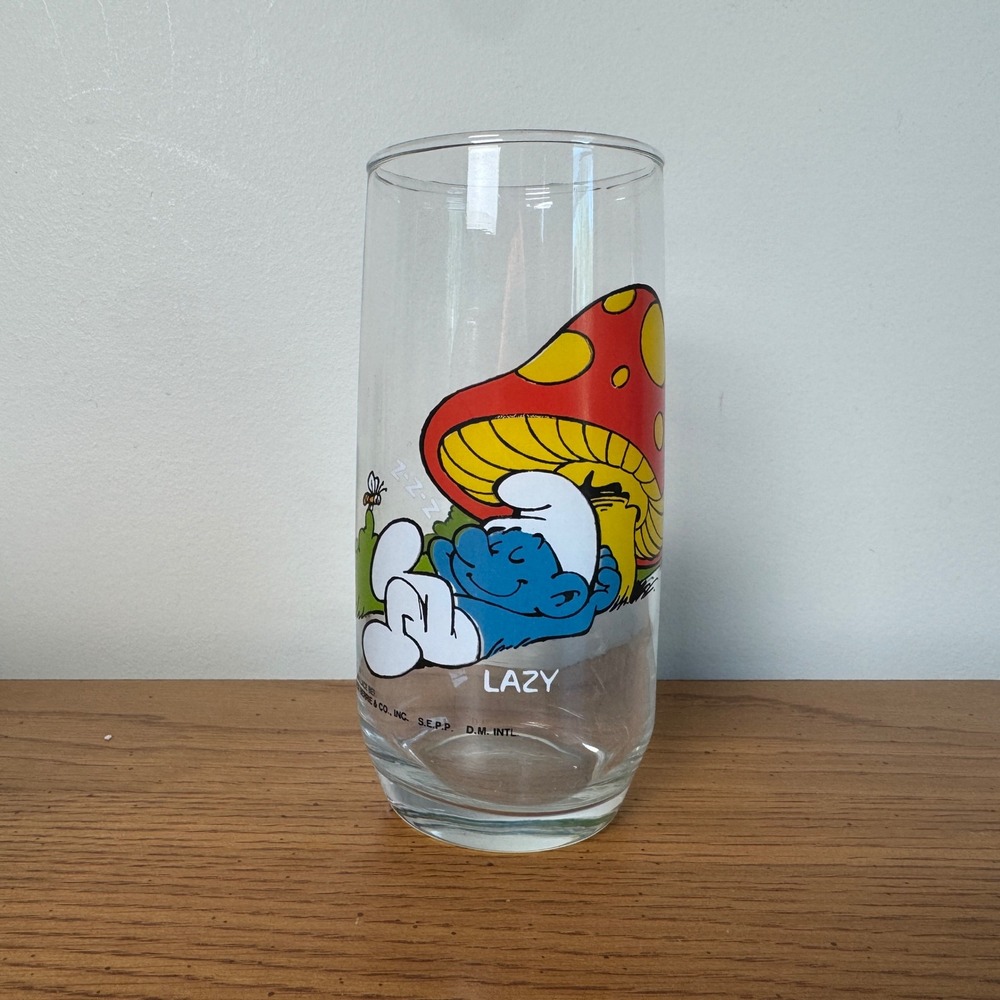 Vintage 1982 Smurfs Lazy‎ Smurf Glass Tumbler Peyo Wallace Berrie Mushroom House